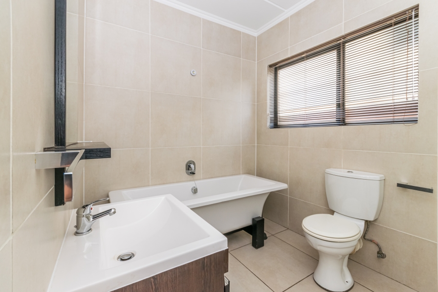 2 Bedroom Property for Sale in Kyalami Hills Gauteng