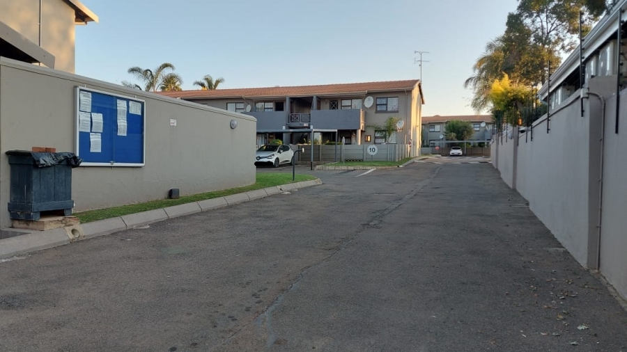 2 Bedroom Property for Sale in Rynfield A H Gauteng