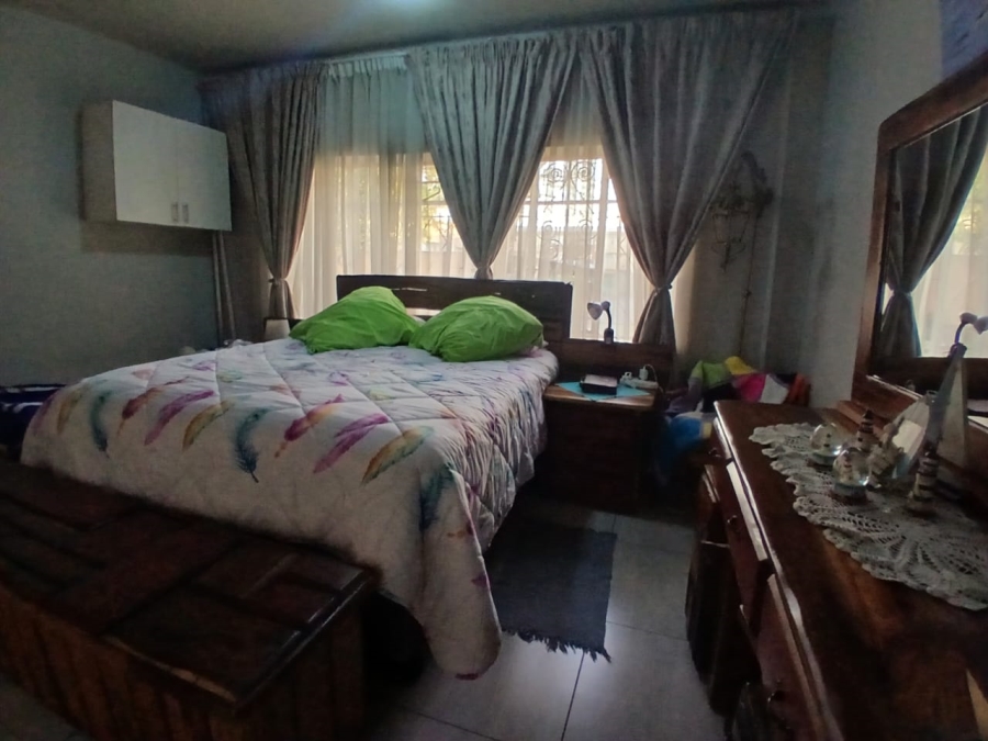 3 Bedroom Property for Sale in Lambton Gauteng