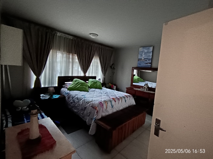 3 Bedroom Property for Sale in Lambton Gauteng