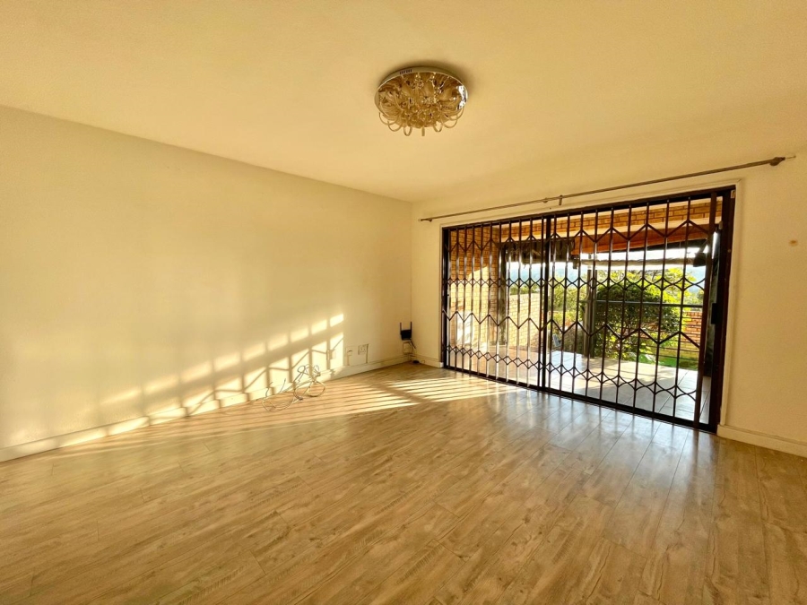 To Let 3 Bedroom Property for Rent in Mulbarton Gauteng