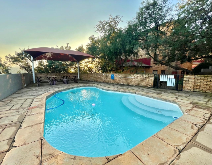 To Let 3 Bedroom Property for Rent in Mulbarton Gauteng