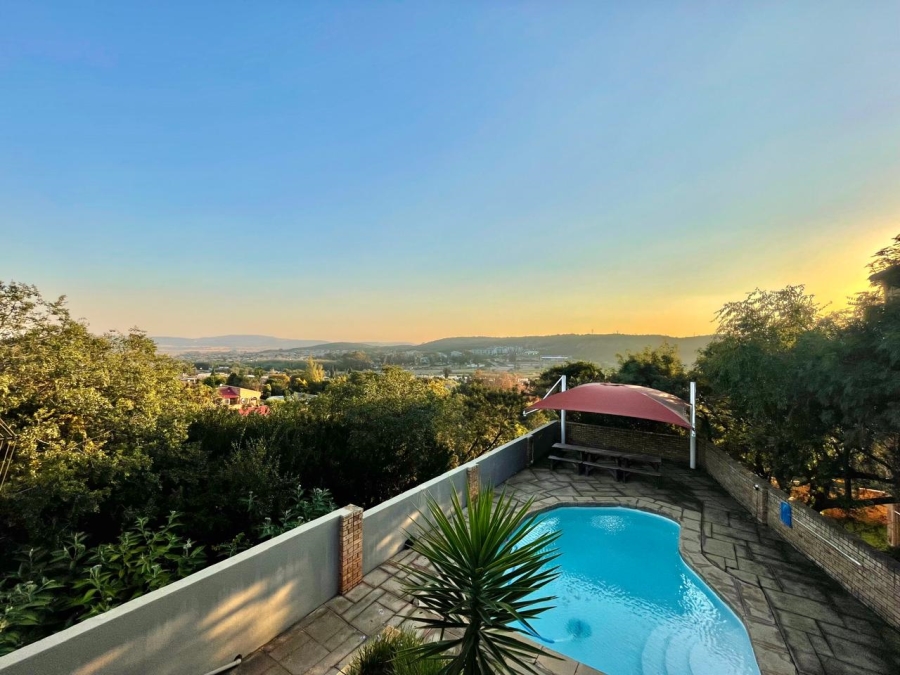 To Let 3 Bedroom Property for Rent in Mulbarton Gauteng