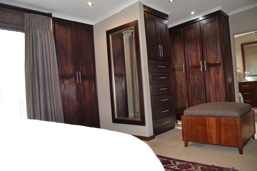 4 Bedroom Property for Sale in Helderkruin View Gauteng