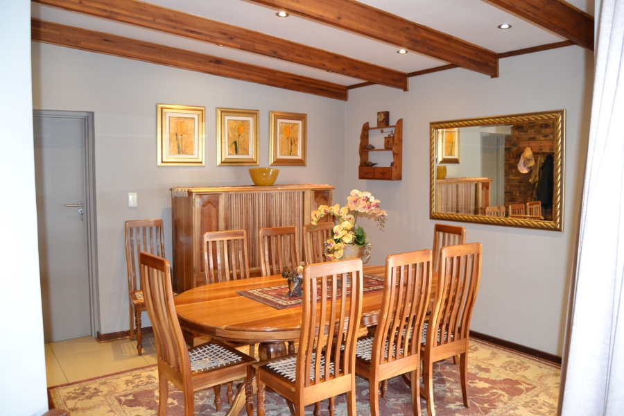 4 Bedroom Property for Sale in Helderkruin View Gauteng