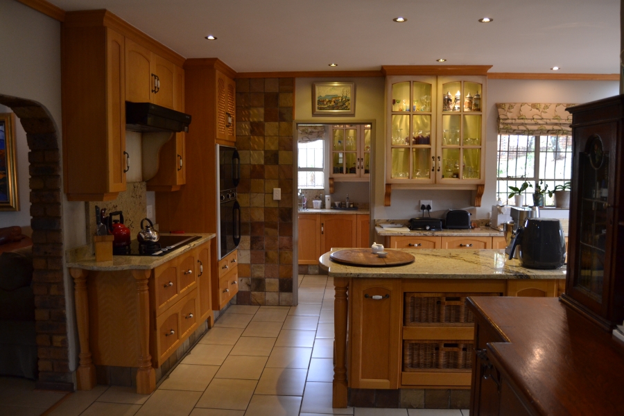 4 Bedroom Property for Sale in Helderkruin View Gauteng