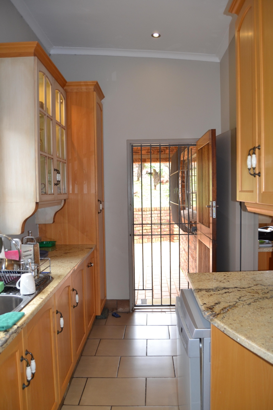 4 Bedroom Property for Sale in Helderkruin View Gauteng