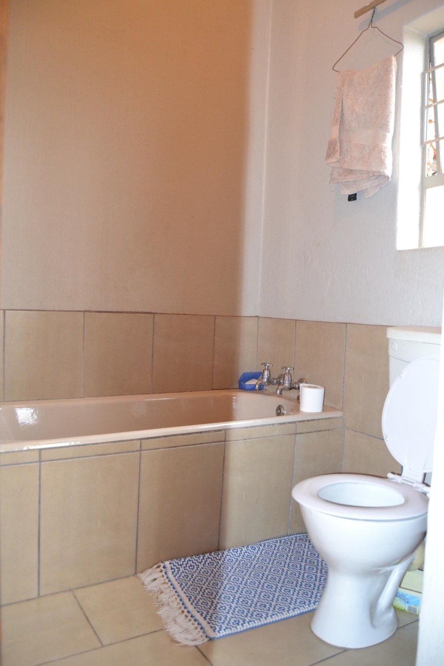 4 Bedroom Property for Sale in Helderkruin View Gauteng