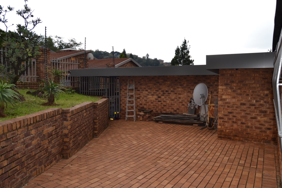 4 Bedroom Property for Sale in Helderkruin View Gauteng