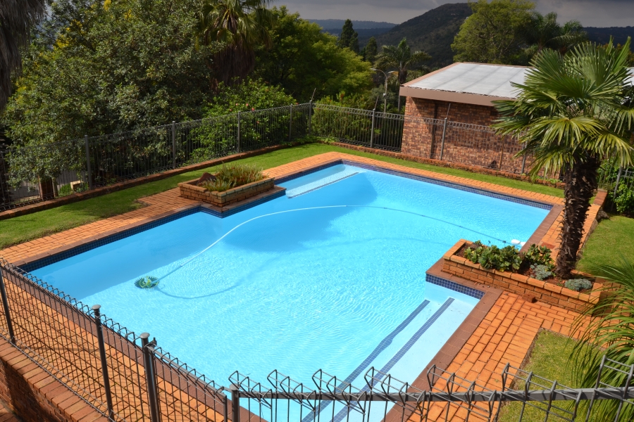 4 Bedroom Property for Sale in Helderkruin View Gauteng