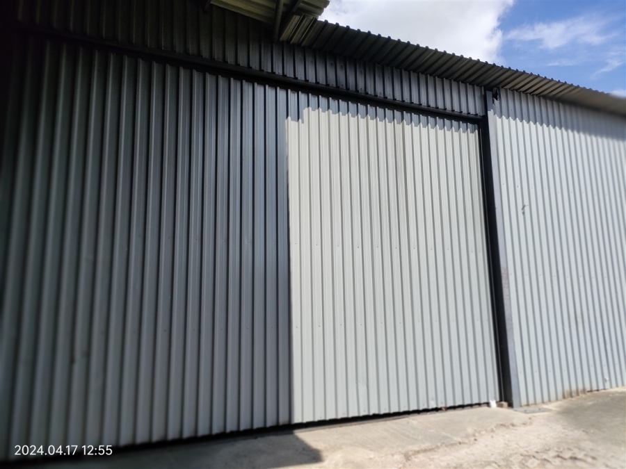 To Let commercial Property for Rent in Mostyn Park Gauteng