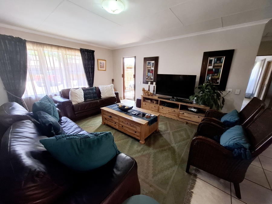 2 Bedroom Property for Sale in Equestria Gauteng