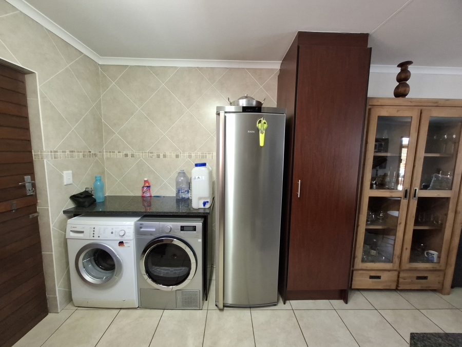 2 Bedroom Property for Sale in Equestria Gauteng
