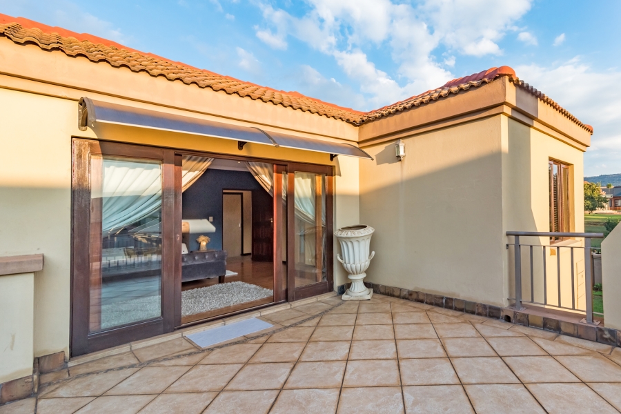 4 Bedroom Property for Sale in Ruimsig Country Estate Gauteng