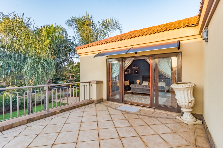 4 Bedroom Property for Sale in Ruimsig Country Estate Gauteng