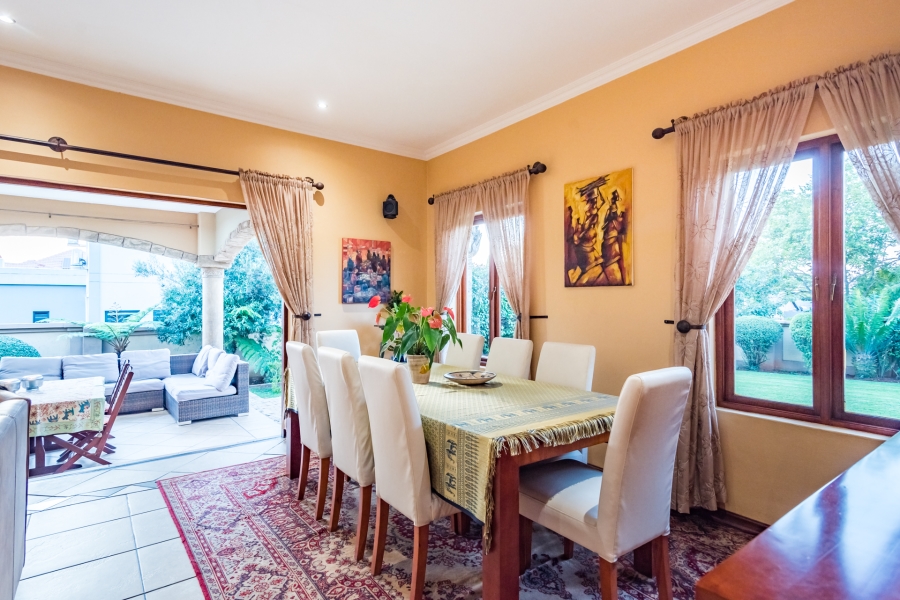 4 Bedroom Property for Sale in Ruimsig Country Estate Gauteng