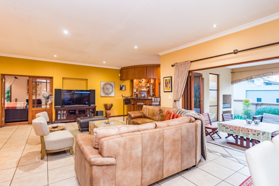 4 Bedroom Property for Sale in Ruimsig Country Estate Gauteng