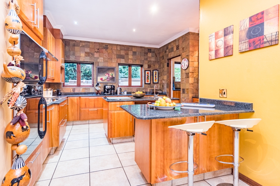4 Bedroom Property for Sale in Ruimsig Country Estate Gauteng