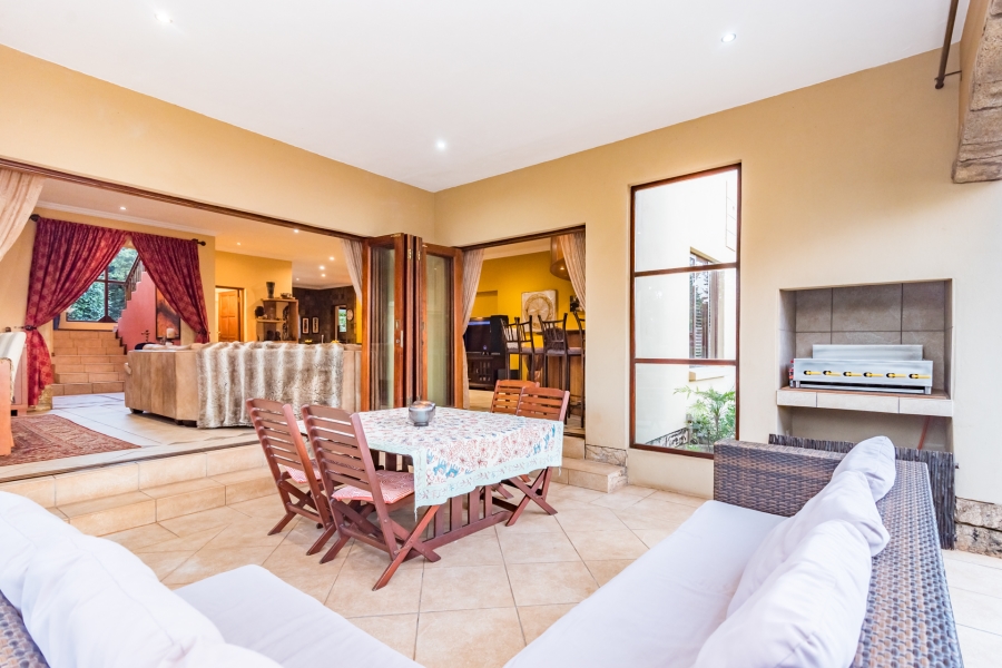 4 Bedroom Property for Sale in Ruimsig Country Estate Gauteng