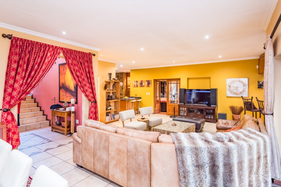 3 Bedroom Property for Sale in Ruimsig Country Estate Gauteng