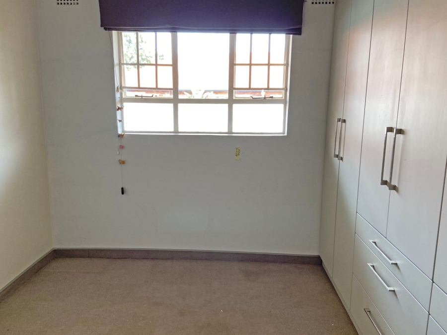 To Let 3 Bedroom Property for Rent in Linden Gauteng