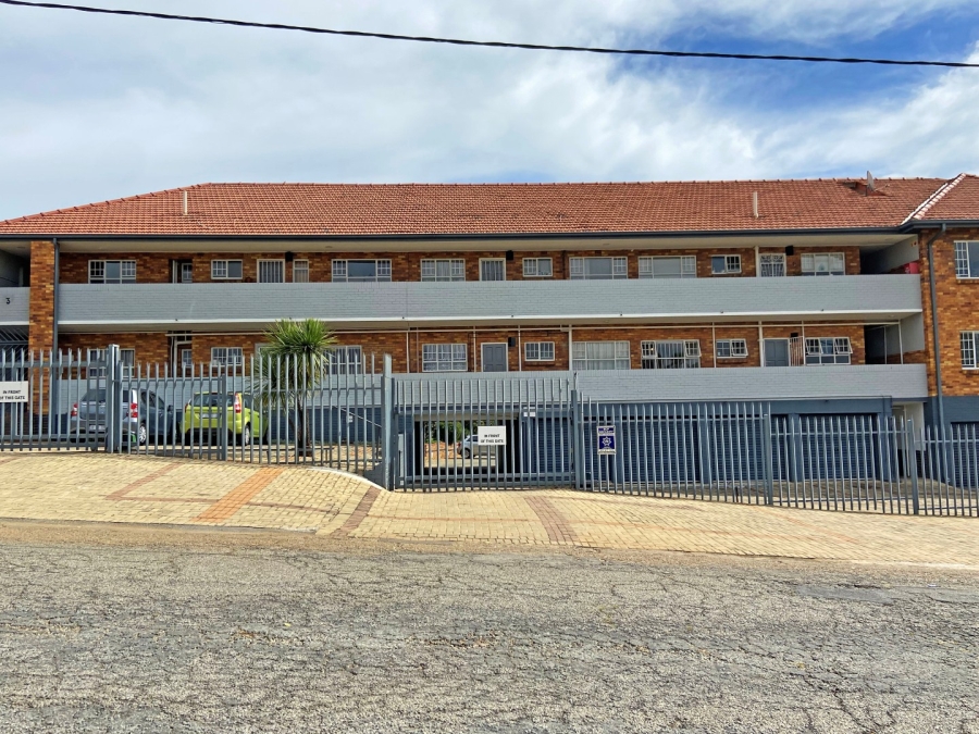 To Let 3 Bedroom Property for Rent in Linden Gauteng