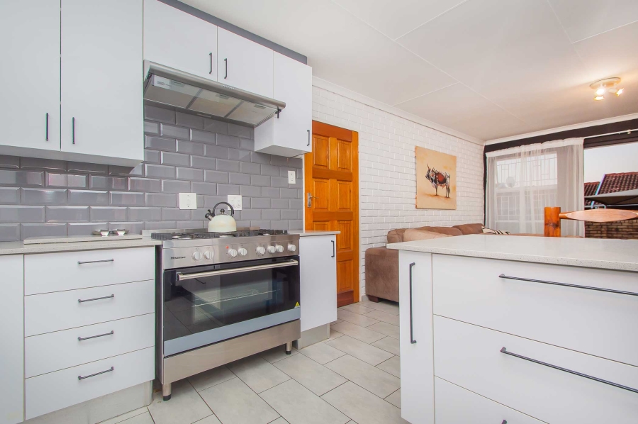 3 Bedroom Property for Sale in Noordheuwel Gauteng
