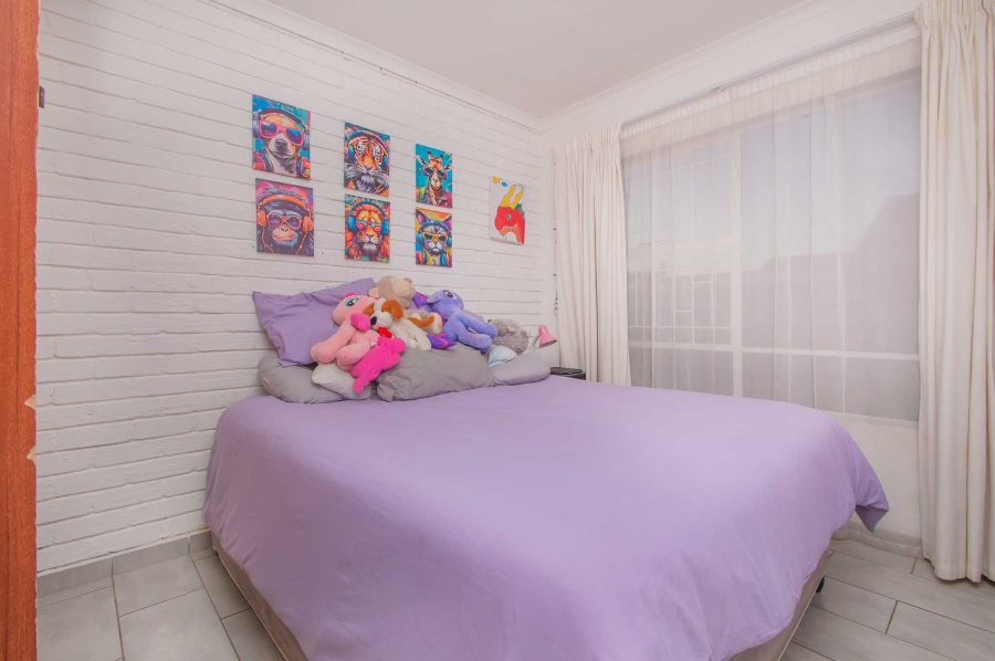 3 Bedroom Property for Sale in Noordheuwel Gauteng