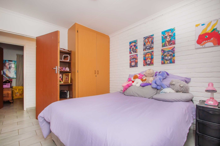 3 Bedroom Property for Sale in Noordheuwel Gauteng