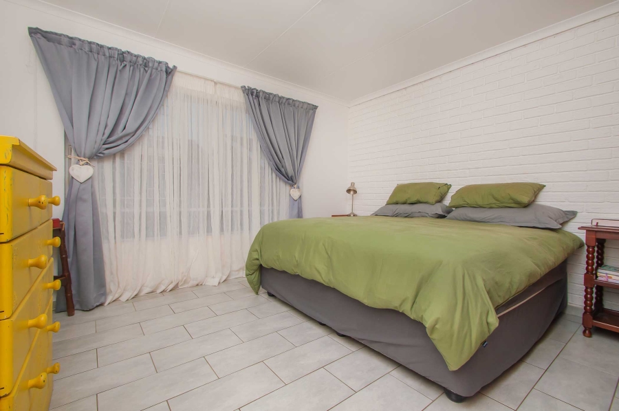 3 Bedroom Property for Sale in Noordheuwel Gauteng