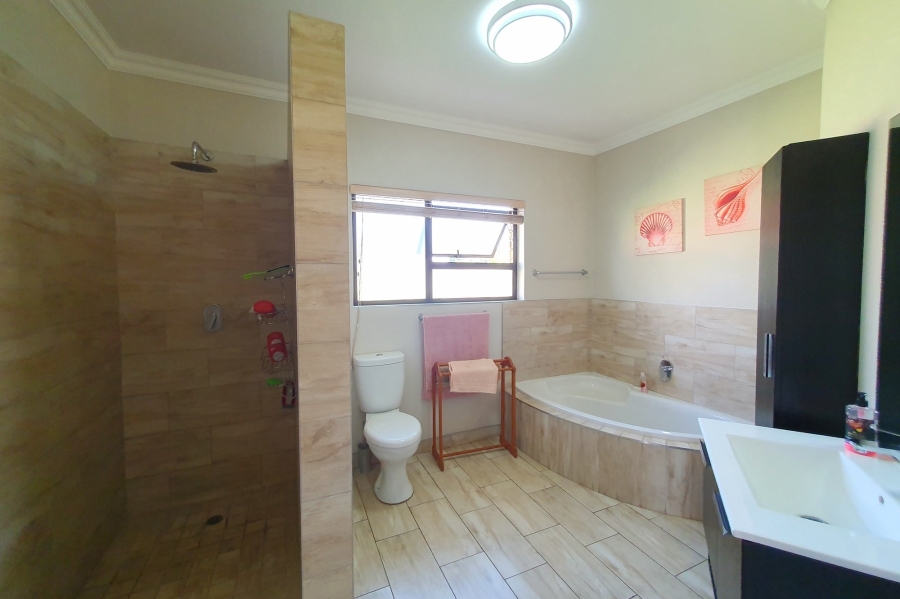 3 Bedroom Property for Sale in Benoni AH Gauteng