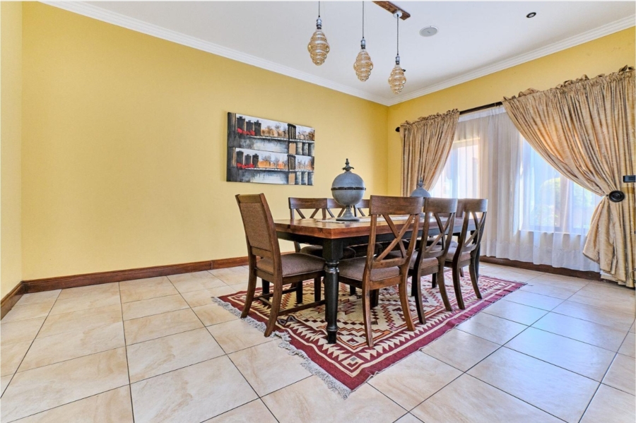 To Let 7 Bedroom Property for Rent in Savannah Hills Estate Gauteng