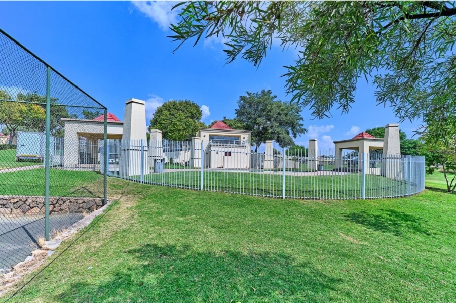 To Let 7 Bedroom Property for Rent in Savannah Hills Estate Gauteng