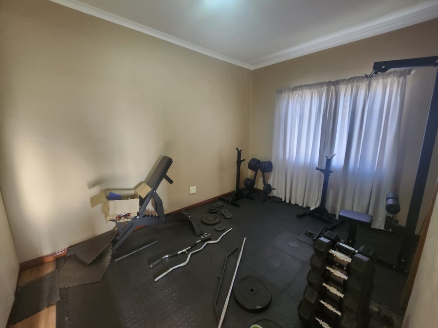 To Let 3 Bedroom Property for Rent in Farrar Park Gauteng