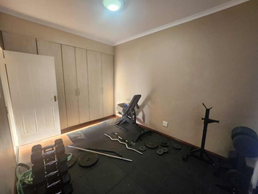 To Let 3 Bedroom Property for Rent in Farrar Park Gauteng