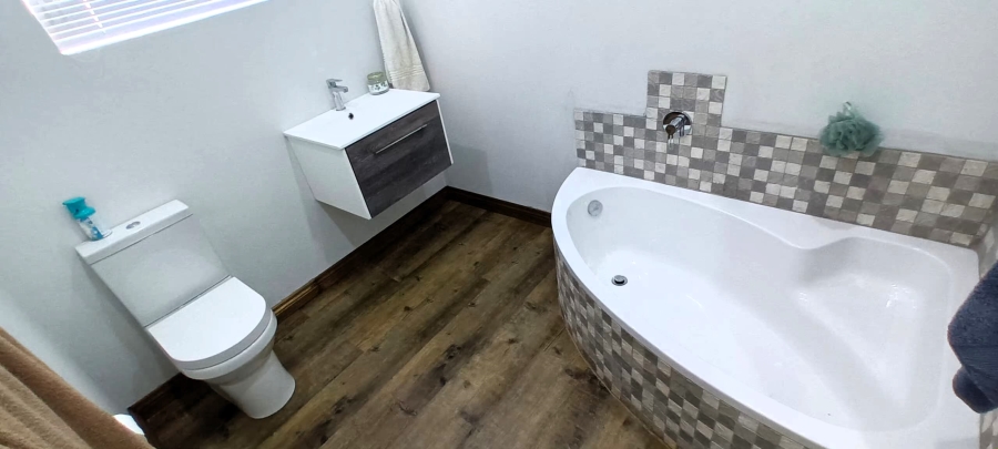 To Let 3 Bedroom Property for Rent in Zwartkop Gauteng