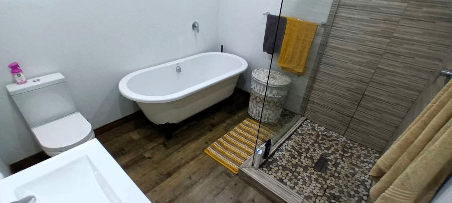 To Let 3 Bedroom Property for Rent in Zwartkop Gauteng