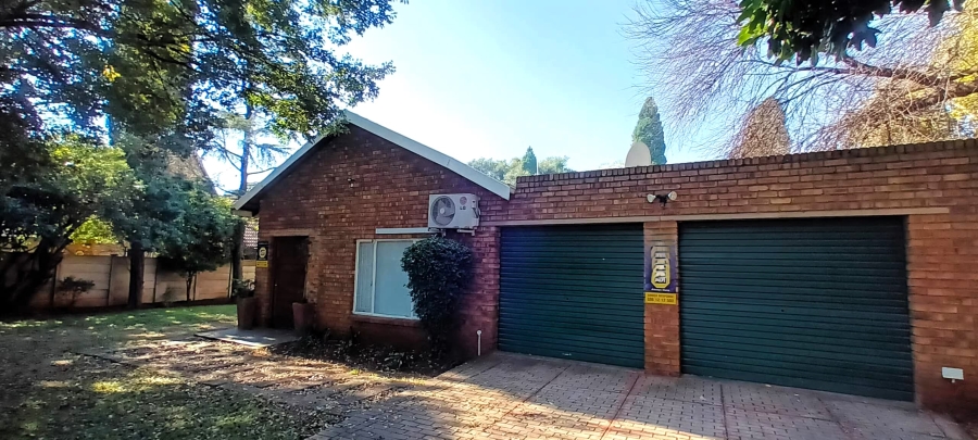 To Let 3 Bedroom Property for Rent in Zwartkop Gauteng