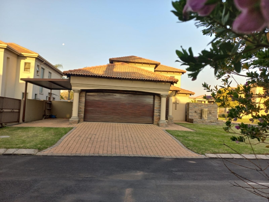 4 Bedroom Property for Sale in Sonneveld Gauteng