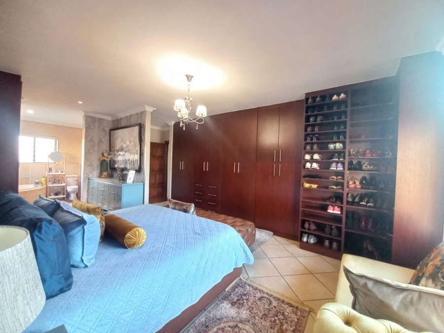 4 Bedroom Property for Sale in Sonneveld Gauteng