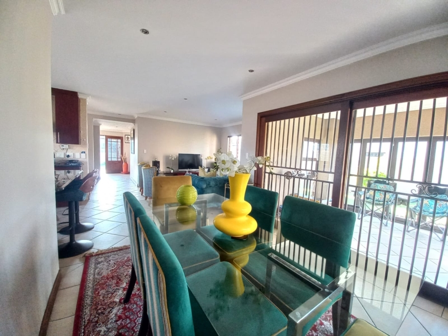 4 Bedroom Property for Sale in Sonneveld Gauteng