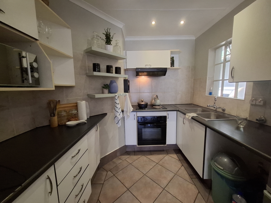 2 Bedroom Property for Sale in Wapadrand Gauteng