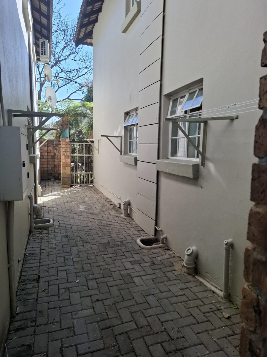 2 Bedroom Property for Sale in Wapadrand Gauteng