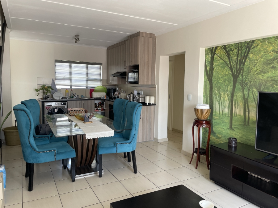 3 Bedroom Property for Sale in Barbeque Downs Gauteng
