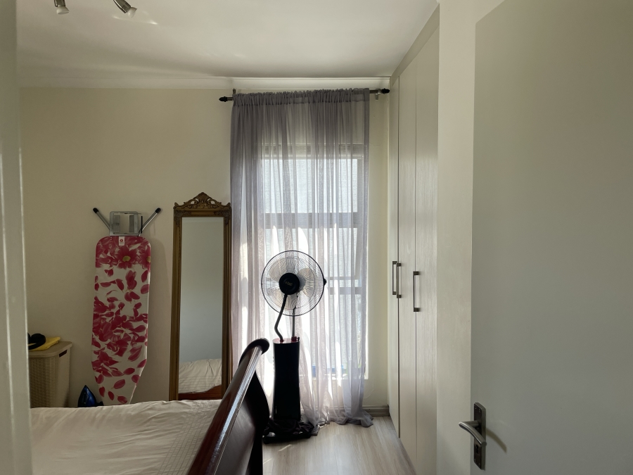 3 Bedroom Property for Sale in Barbeque Downs Gauteng