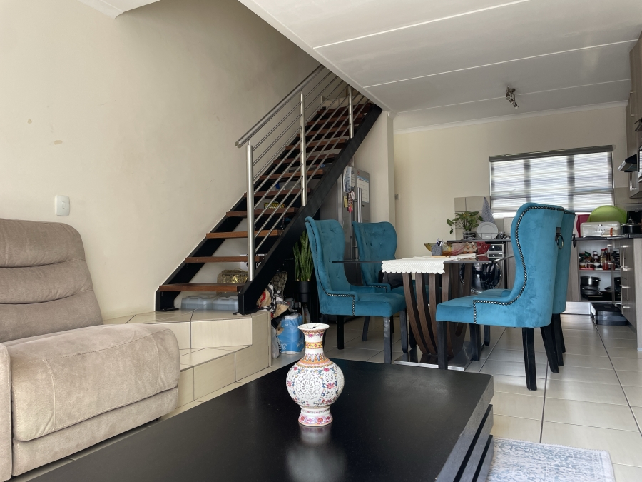 3 Bedroom Property for Sale in Barbeque Downs Gauteng