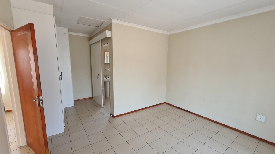 To Let 1 Bedroom Property for Rent in Kelvin Gauteng