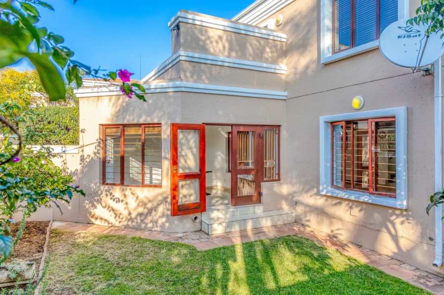 3 Bedroom Property for Sale in Lonehill Gauteng