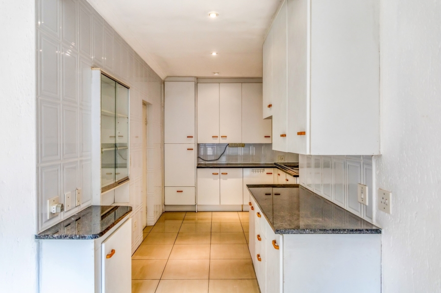 3 Bedroom Property for Sale in Lonehill Gauteng