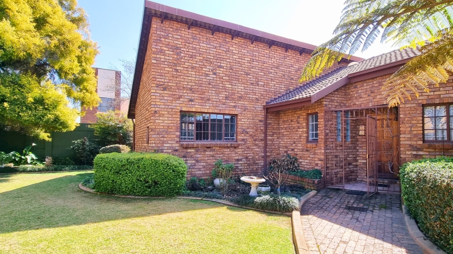 4 Bedroom Property for Sale in Lambton Gauteng